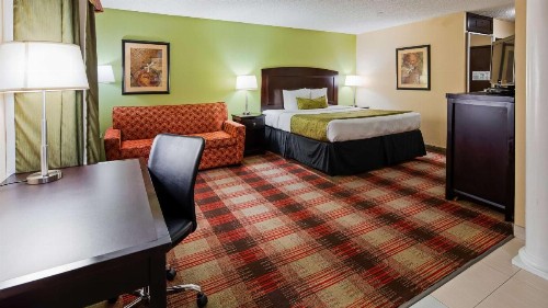 Best Western Plus Addison/Dallas Hotel - image 18