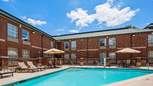 Best Western Plus Addison/Dallas Hotel - image 27
