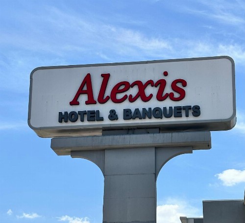Alexis Hotel & Banquets Dallas Park Central Galleria - image 45