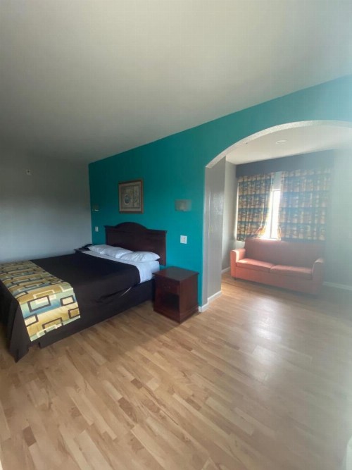 Tropicana Inn and Suites - image 24