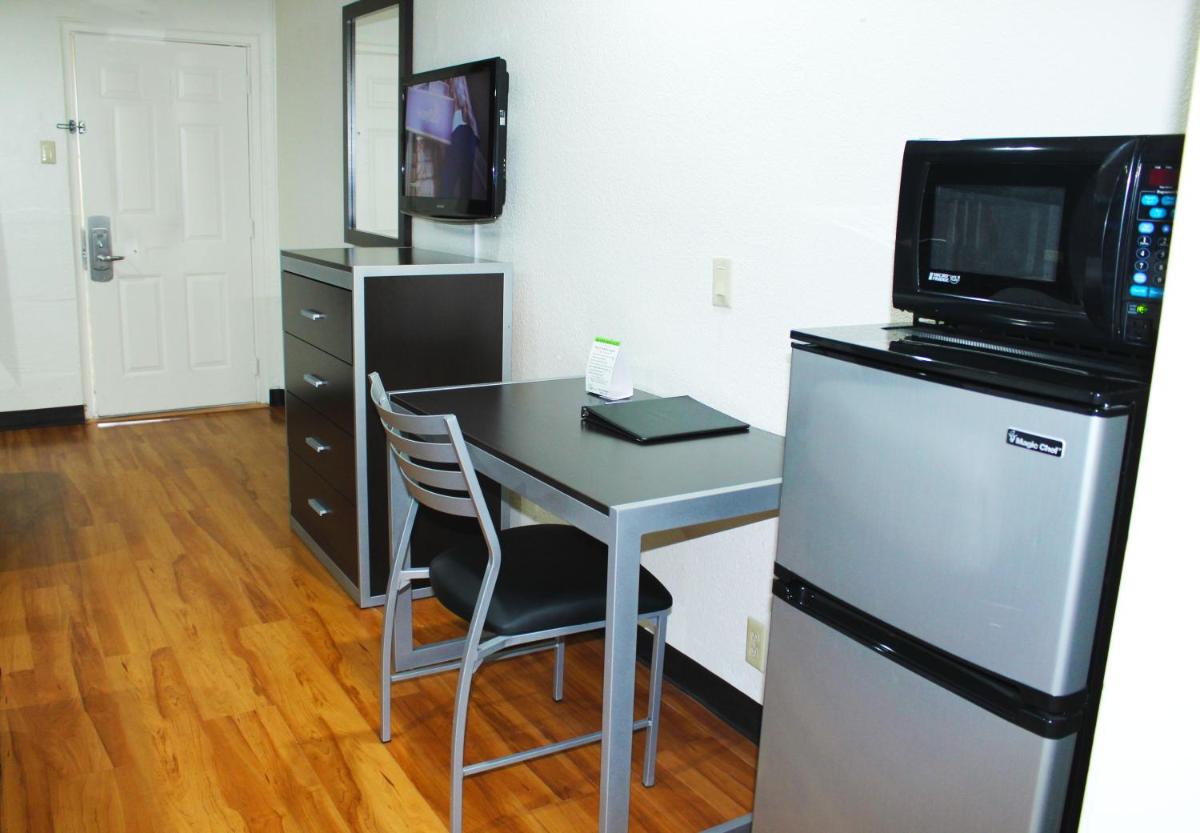 Stay Express Inn Dallas - Fair Park / Downtown - image 2