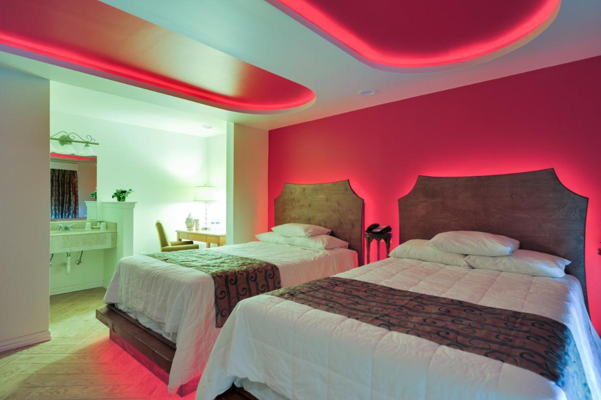 Romantic Inn & Suites - image 6
