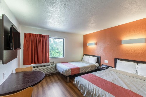 Motel 6-Dallas TX - South - image 11