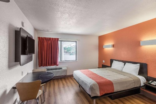 Motel 6-Dallas TX - South - image 13
