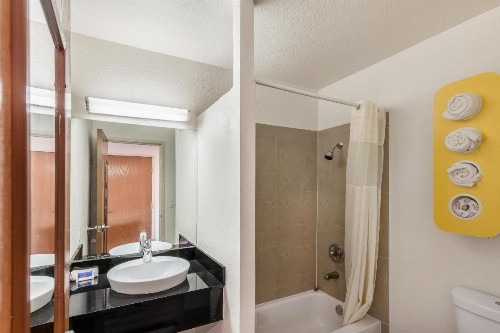 Motel 6-Dallas TX - South - image 32