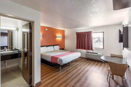 Motel 6-Dallas TX - South - image 42