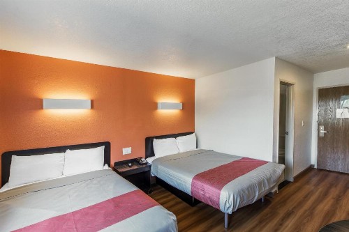 Motel 6-Dallas TX - South - image 7