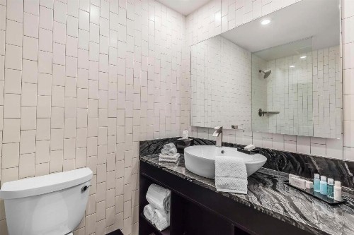Lorenzo Hotel - image 38