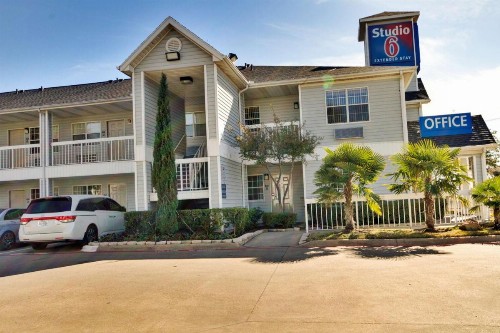 Studio 6-Dallas TX - Garland - Northeast - image 9