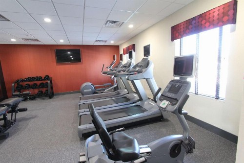 Hampton Inn & Suites Dallas Market Center - image 35