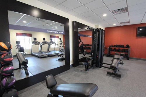 Hampton Inn & Suites Dallas Market Center - image 36