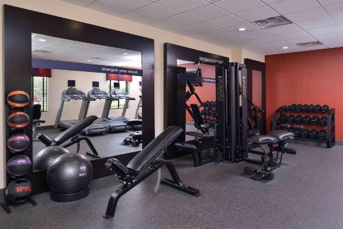 Hampton Inn & Suites Dallas Market Center - image 37