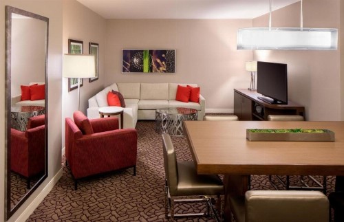 Hilton Garden Inn Downtown Dallas - image 13