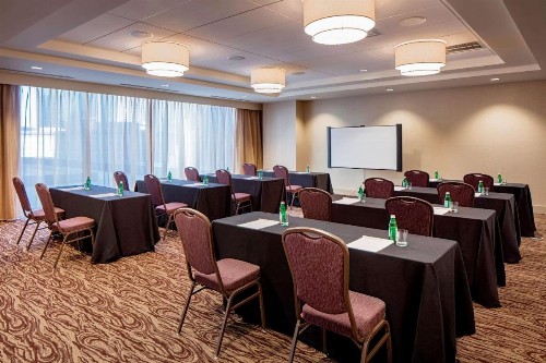 Hilton Garden Inn Downtown Dallas - image 49