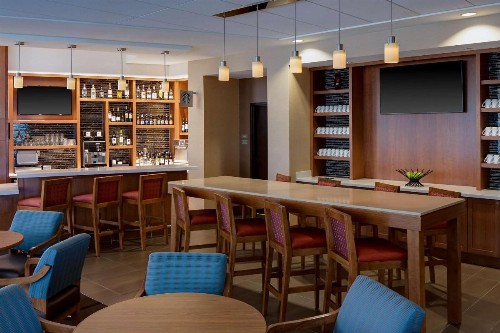 Hyatt Place DFW - image 8