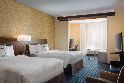 Fairfield Inn & Suites by Marriott Dallas West/I-30 - image 10