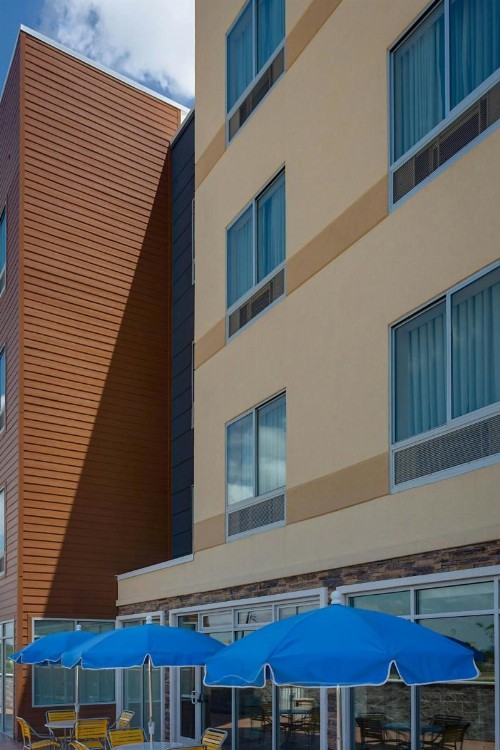 Fairfield Inn & Suites by Marriott Dallas West/I-30 - image 18