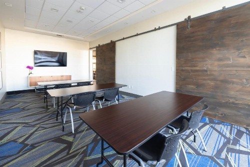 Holiday Inn Express & Suites Garland SW - NE Dallas Area - image 12