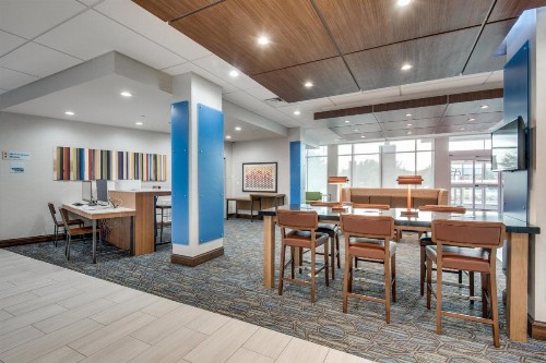 Holiday Inn Express & Suites Dallas North - Addison an IHG Hotel - image 36
