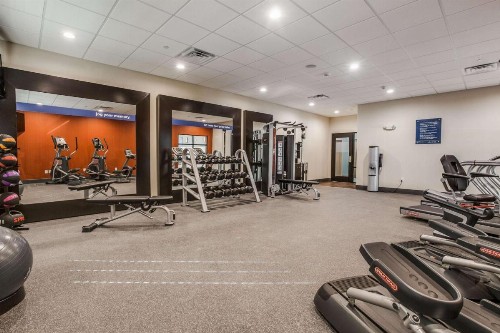 Hampton Inn & Suites Dallas-Central Expy/North Park Area - image 18
