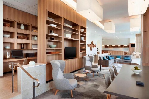 Element Dallas Love Field - image 5