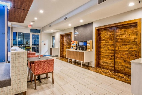 Holiday Inn Express & Suites - Farmers Branch an IHG Hotel - image 41