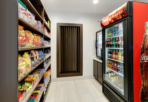 Holiday Inn Express & Suites - Farmers Branch an IHG Hotel - image 49