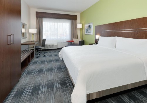 Holiday Inn Express & Suites - Farmers Branch an IHG Hotel - image 8
