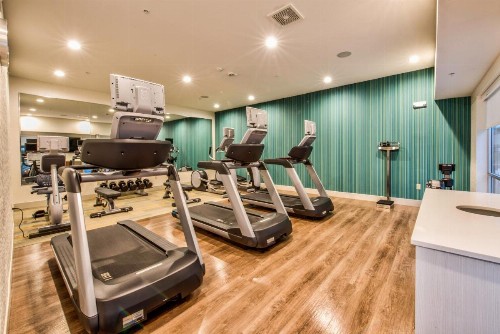 Holiday Inn Express & Suites - Farmers Branch an IHG Hotel - image 9