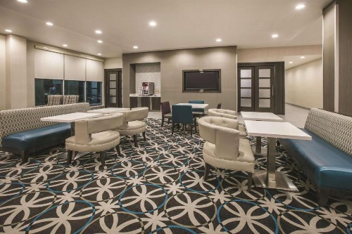 La Quinta by Wyndham Dallas - Richardson - image 26