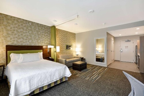 Home2 Suites by Hilton Dallas Downtown at Baylor Scott & White - image 30