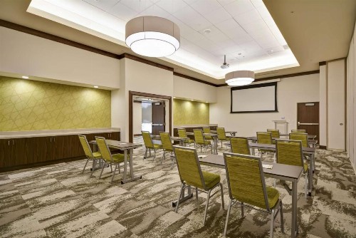 Home2 Suites by Hilton Dallas Downtown at Baylor Scott & White - image 35