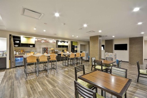 Home2 Suites by Hilton Dallas Downtown at Baylor Scott & White - image 5