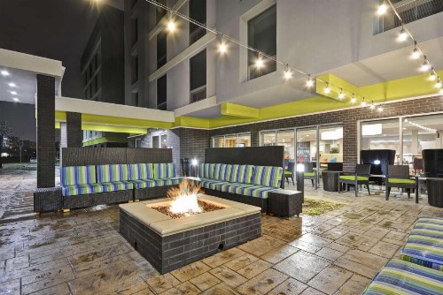 Home2 Suites By Hilton Dallas North Park - image 3