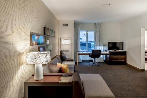 Residence Inn by Marriott Dallas at The Canyon - image 22