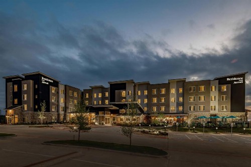 Residence Inn by Marriott Dallas at The Canyon - image 8