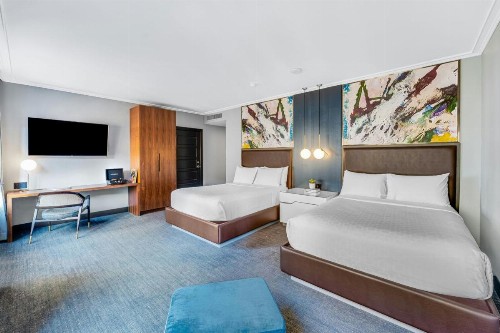 Cambria Hotel Downtown Dallas - image 32