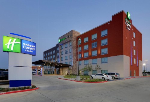 Holiday Inn Express & Suites - Dallas NW HWY - Love Field an IHG Hotel - image 12