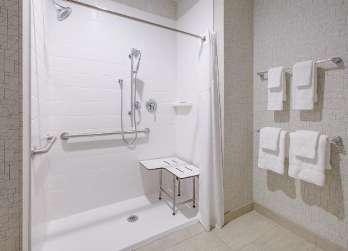 Holiday Inn Express & Suites - Dallas NW HWY - Love Field an IHG Hotel - image 23