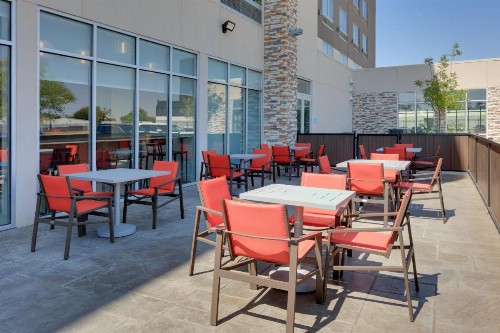Holiday Inn Express & Suites - Dallas NW HWY - Love Field an IHG Hotel - image 7