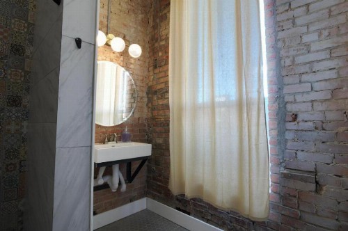Deep Ellum Hostel - image 24