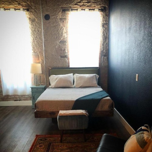 Deep Ellum Hostel - image 26