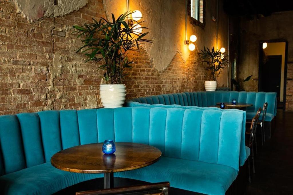 Deep Ellum Hostel - image 3