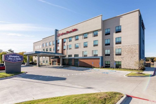 Hampton Inn & Suites Dallas East - image 1
