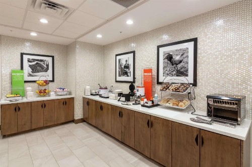 Hampton Inn & Suites Dallas East - image 18