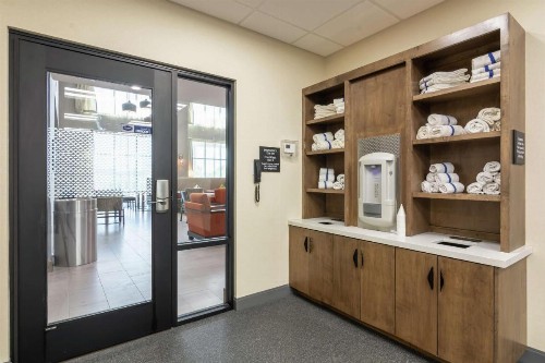 Hampton Inn & Suites Dallas East - image 21