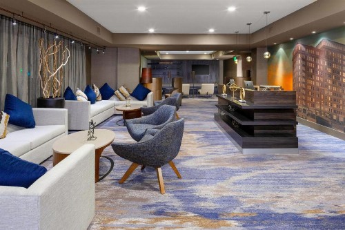 Courtyard by Marriott Dallas Downtown/Reunion District - image 15