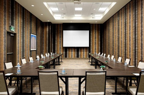 Courtyard by Marriott Dallas Downtown/Reunion District - image 34