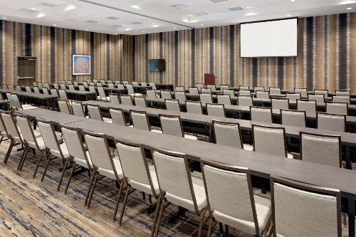 Courtyard by Marriott Dallas Downtown/Reunion District - image 35