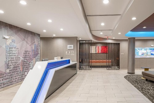 SpringHill Suites Dallas Central Expressway - image 12